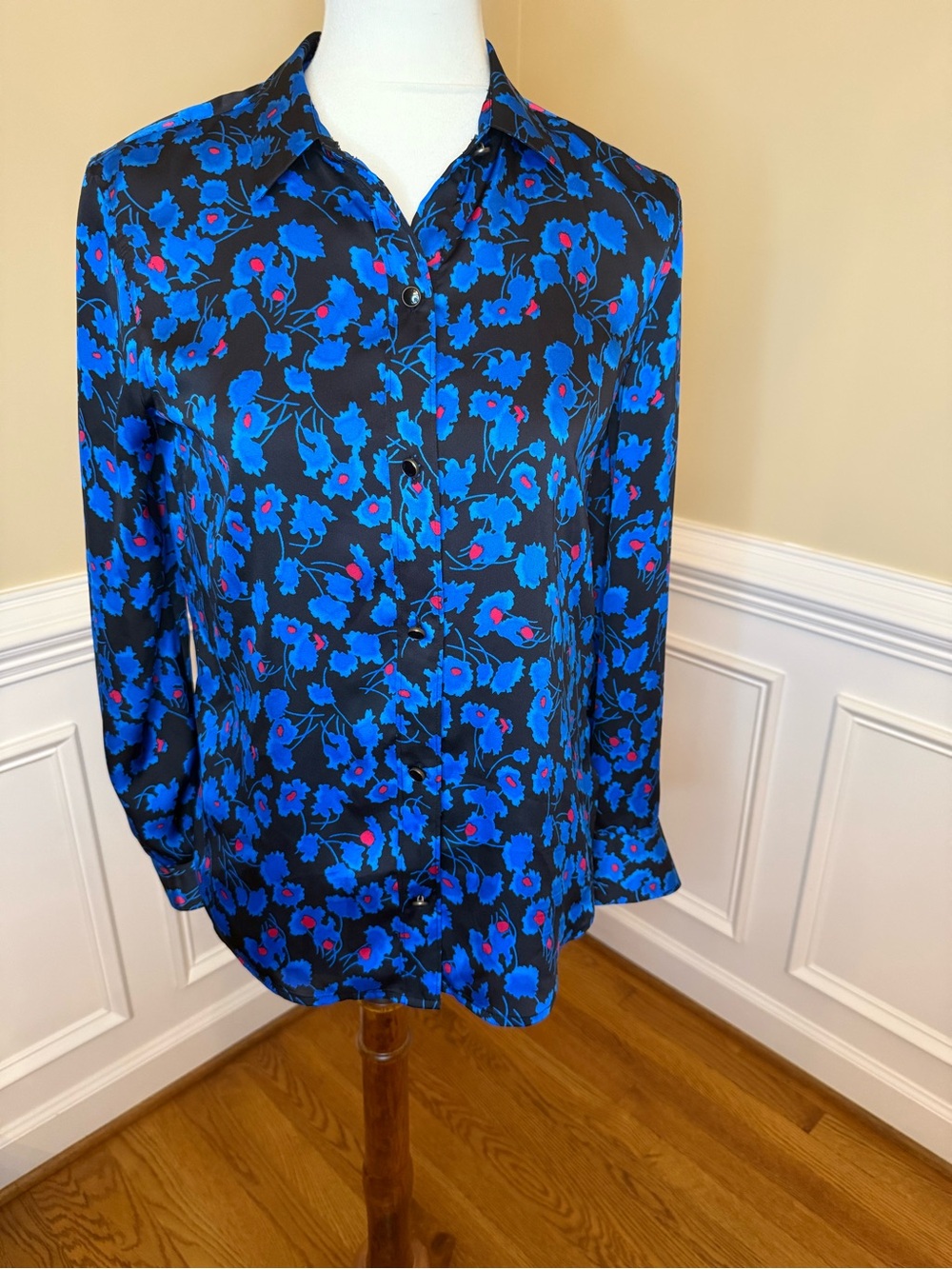 Equipment Leema Blue Floral Button-Front Blouse